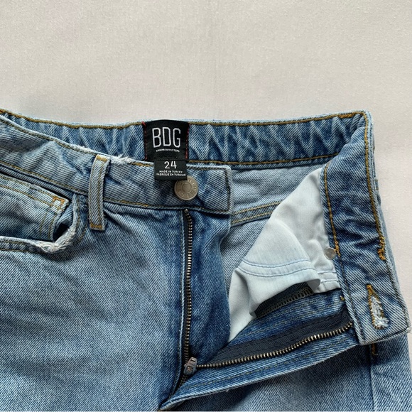 BDG baggy high-rise denim jeans - Picture 6 of 6